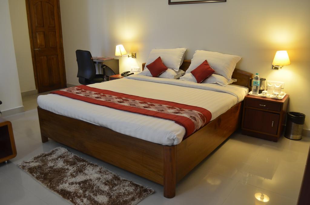 Hotel Rajdhani Regency Guwahati Camera foto