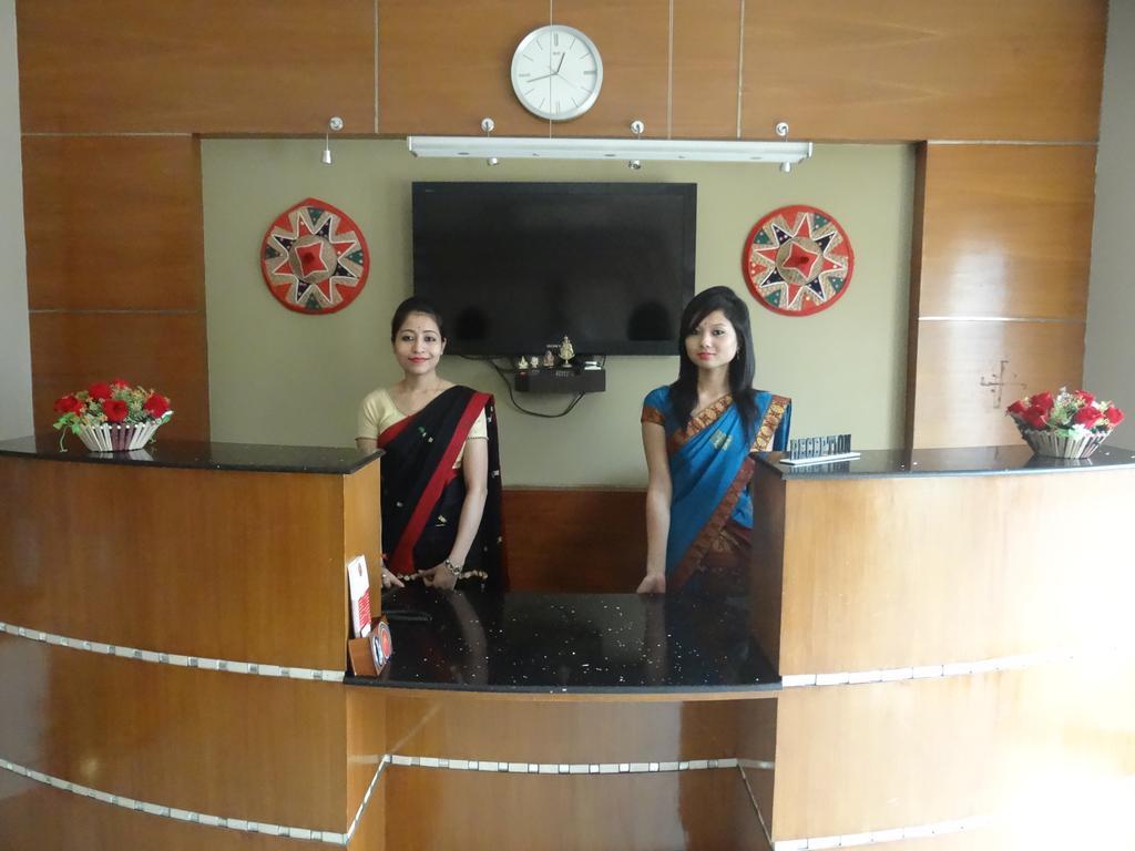Hotel Rajdhani Regency Guwahati Esterno foto