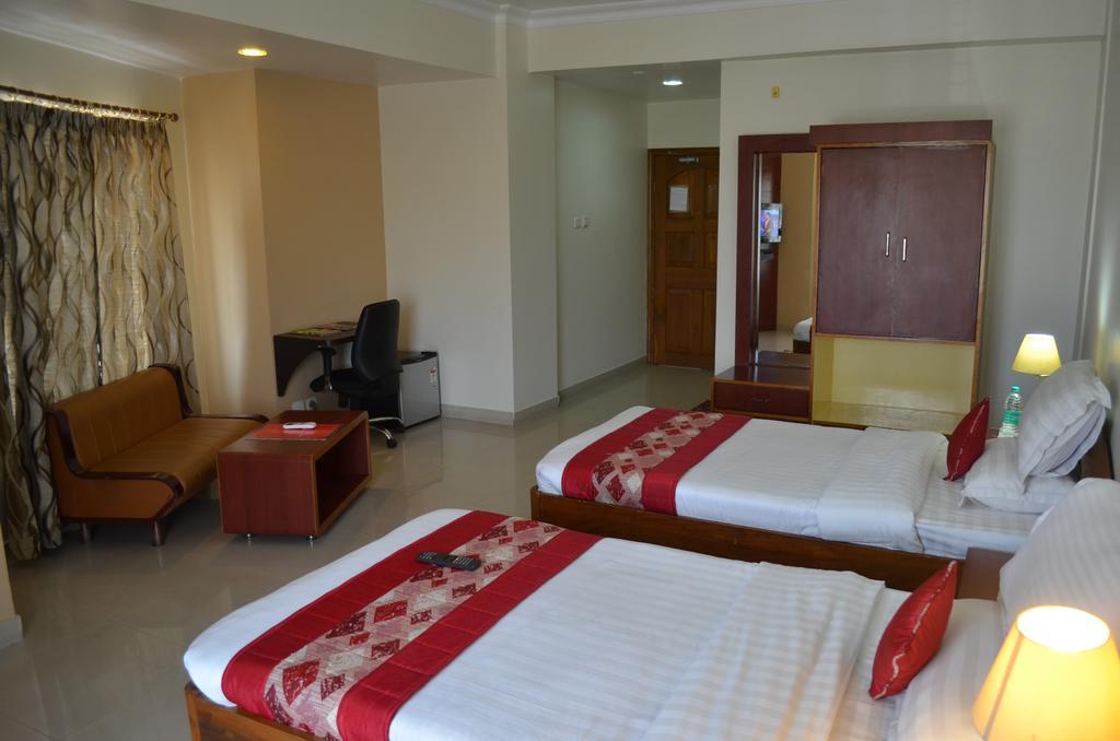 Hotel Rajdhani Regency Guwahati Camera foto