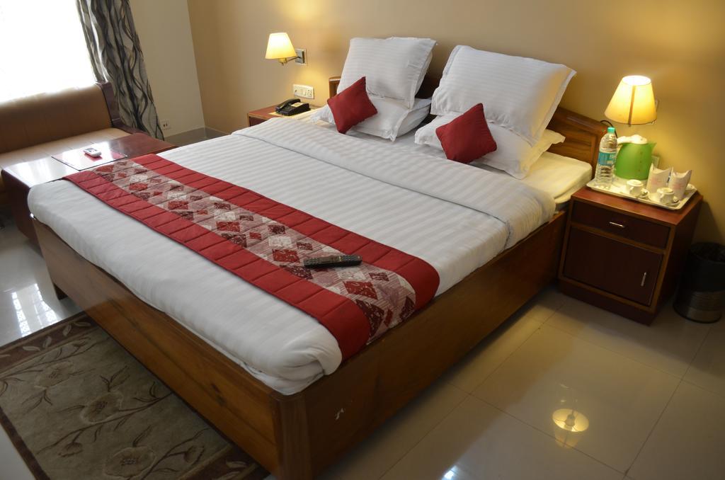 Hotel Rajdhani Regency Guwahati Camera foto